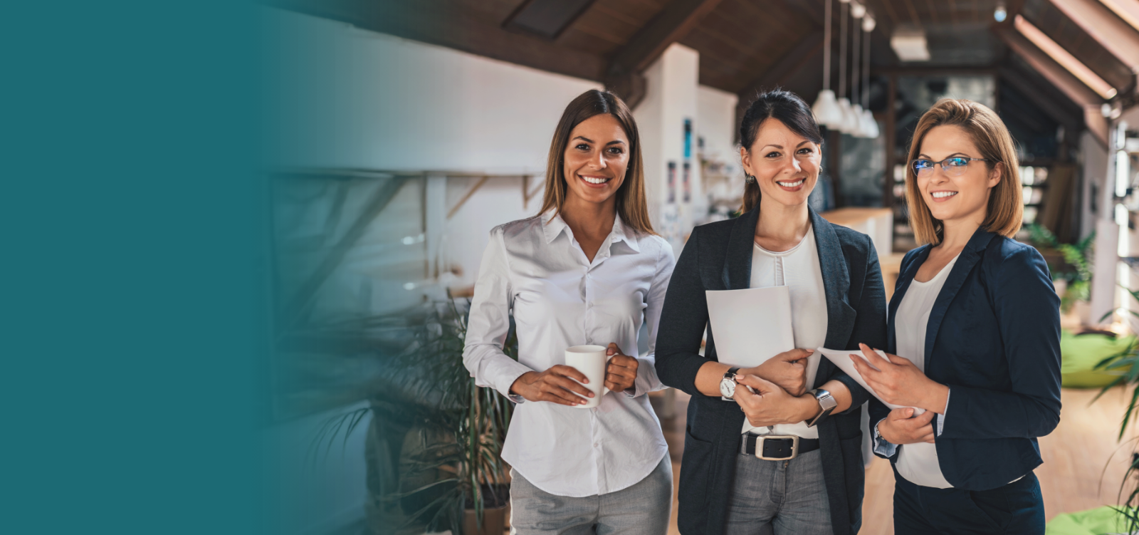 Women entrepreneurs working together